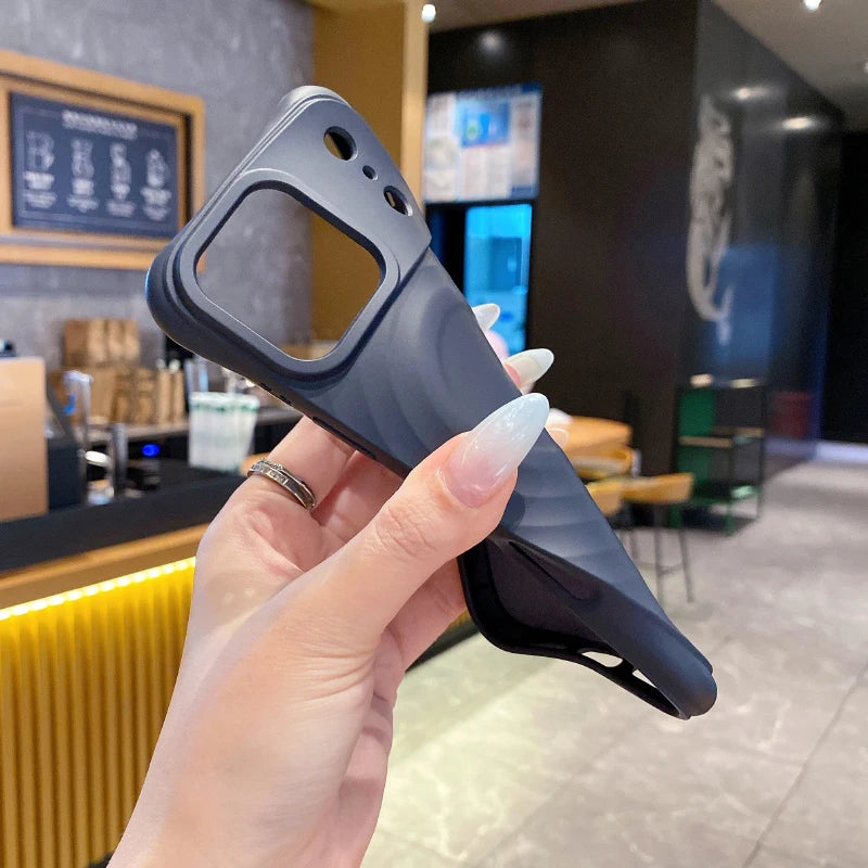 MagSafe Air Cushion Shock Resistant Protective Phone Case